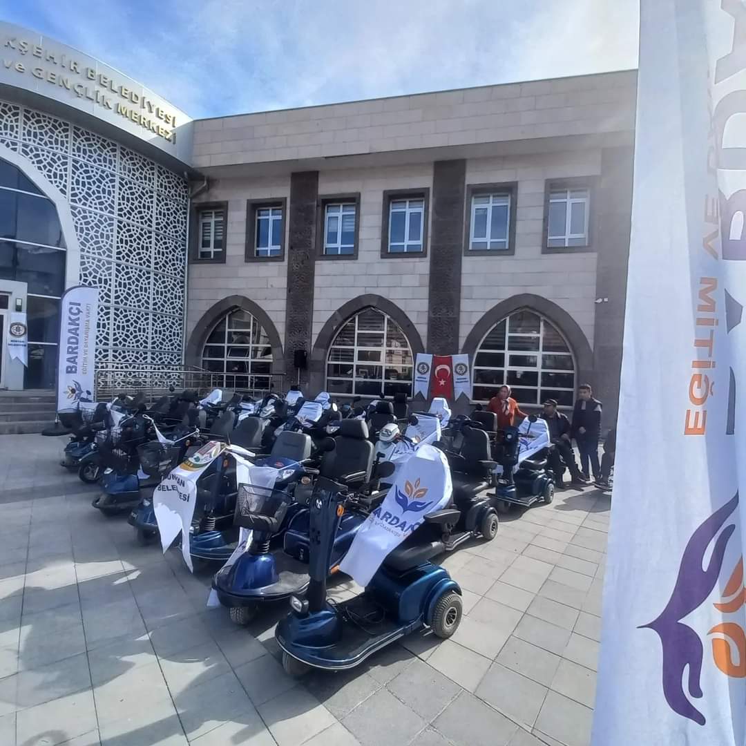 Vakıf faaliyetlerimizden Kareler